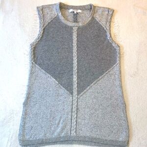 Foxcroft women’s cotton ramie wool gray two tone cabled vest Sz S EUC